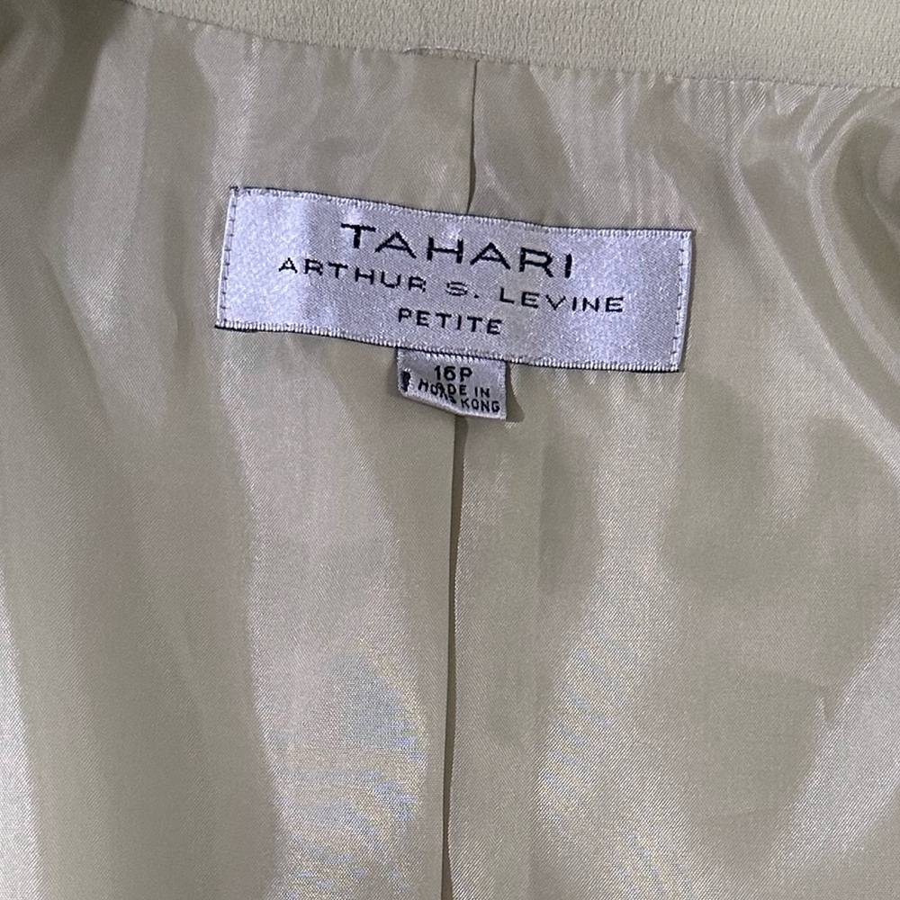 Tahari Jacket Green Pistachio Size 16P - Picture 2 of 12